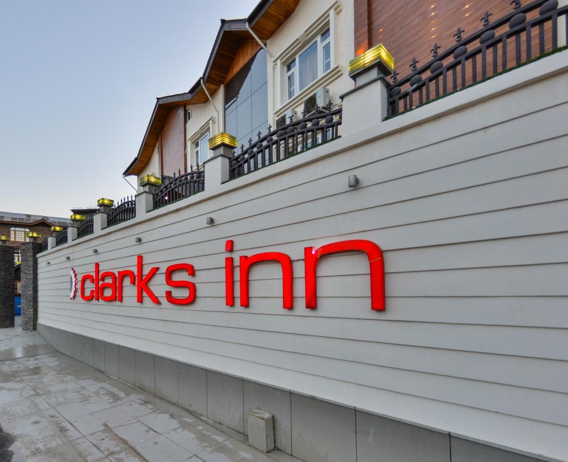 Clarks Inn Srinagar Eksteriør bilde